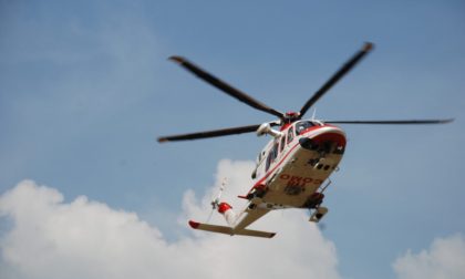 Bambino di 7 anni soccorso dall'elicottero in montagna