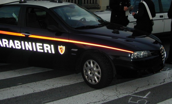 Evade i domiciliari per farsi una birretta. Arrestato