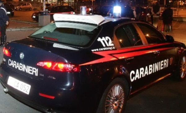 Brembate, spaccata al pub: rubati 3mila euro
