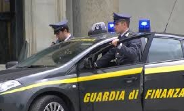 Cassina, maxisequestro della Guardia di Finanza