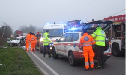 Fa un frontale con un camion, 51enne muore sul colpo a Truccazzano