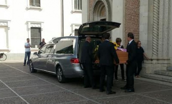Gessate, celebrato il funerale dell’alpinista pozzese