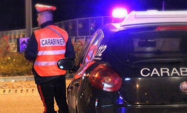 Giravano armati a Carugate, fermati e denunciati