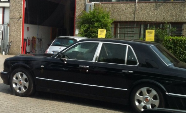 “Ho solo una Bentley”. Ma aveva anche un jet e uno yacht