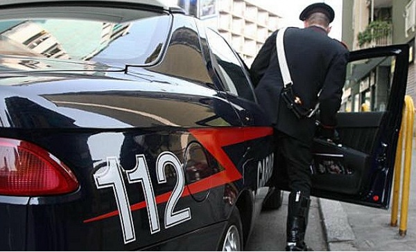 Papà e figlio spacciavano cocaina insieme