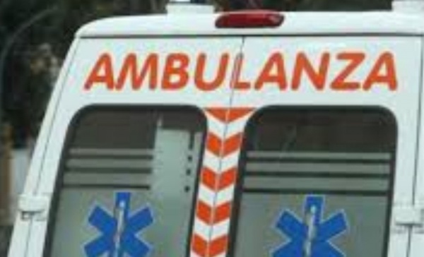 Ubriaco alla fermata della metro, 18enne soccorso SIRENE DI NOTTE