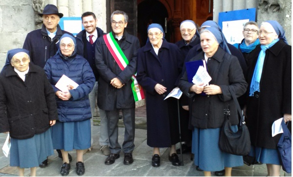 Vaprio onora le “suorine” assegnando il San Colombano