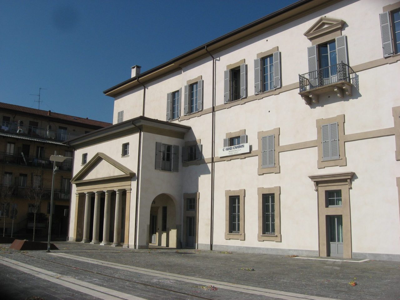 Palazzo Pirola si riempie di “Intrecci”