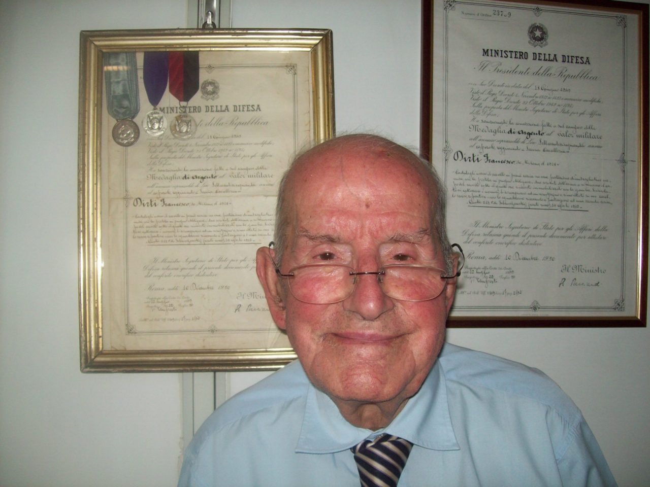 Francesco Dirti il sergente eroe si è congedato