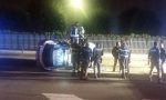 Volante della Polizia ribaltata a Pioltello