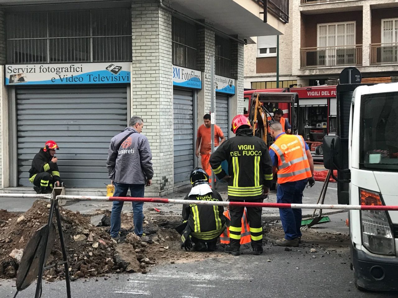 Fuga gas evacuato palazzo di sei piani