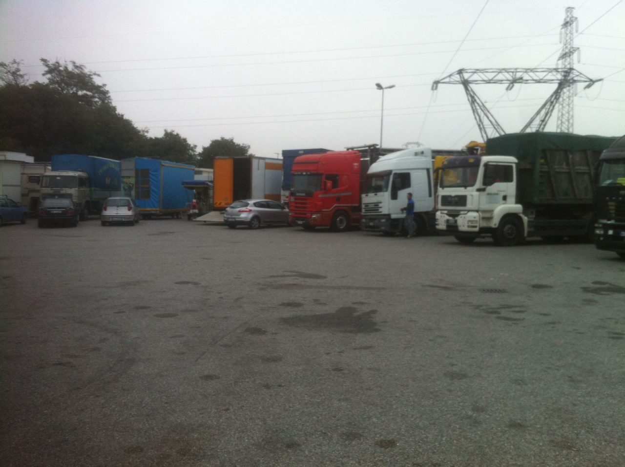 Mega multa dopo il blitz della Locale contro i tir fuorilegge