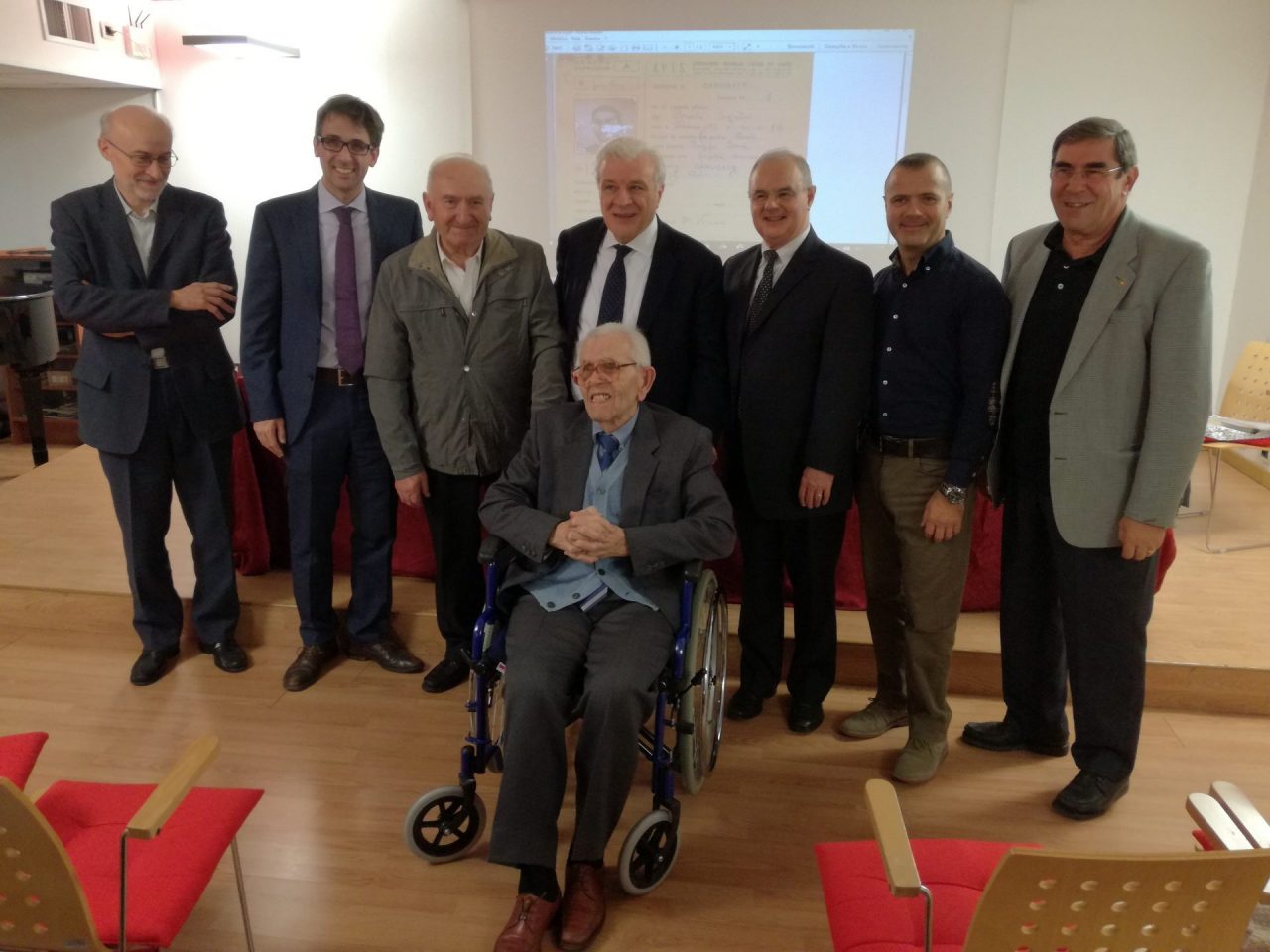 Egidio Pirola l’ultimo dei fondatori della banca ha 100 anni