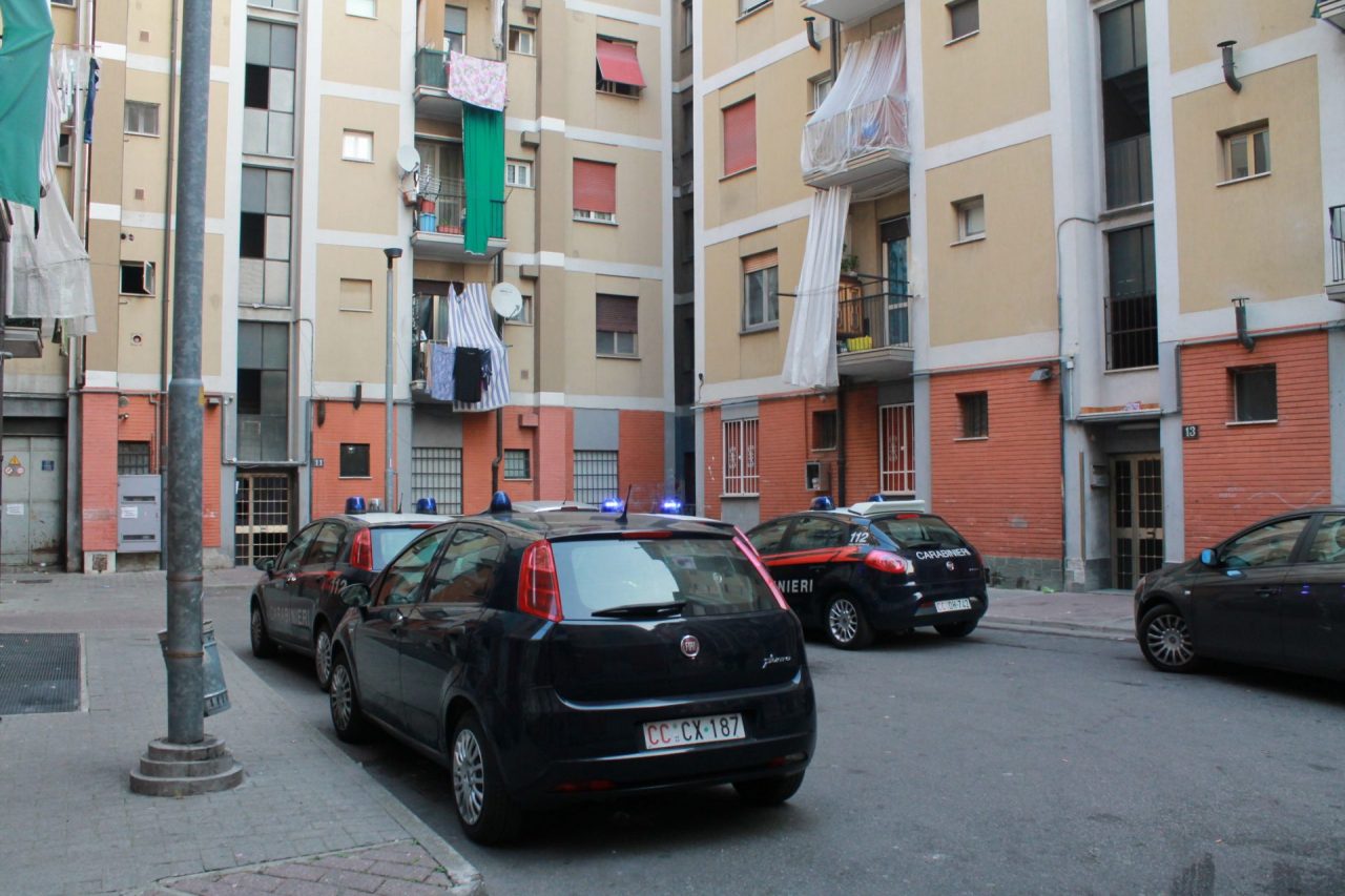 Blitz dei carabinieri a Pioltello (VIDEO)