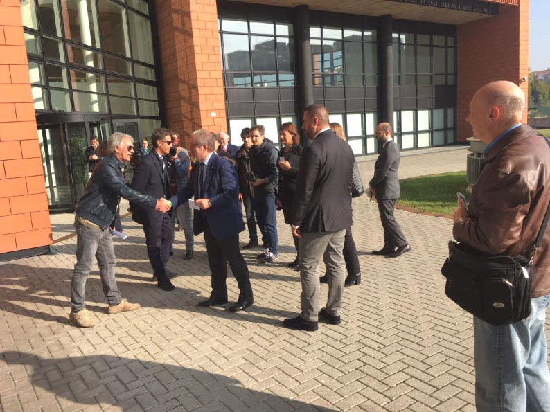 Roberto Maroni in visita alla Ricoh