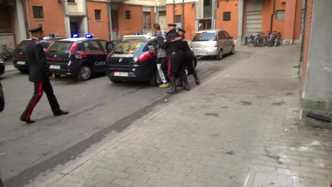 Assalto al fortino ripulita piazza Garibaldi a Pioltello ULTIMA ORA