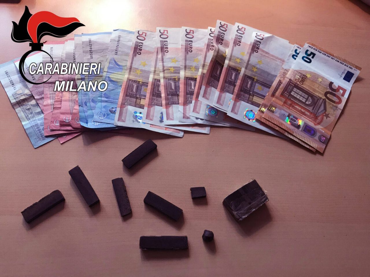 Pusher giramondo sorpreso dall’Arma