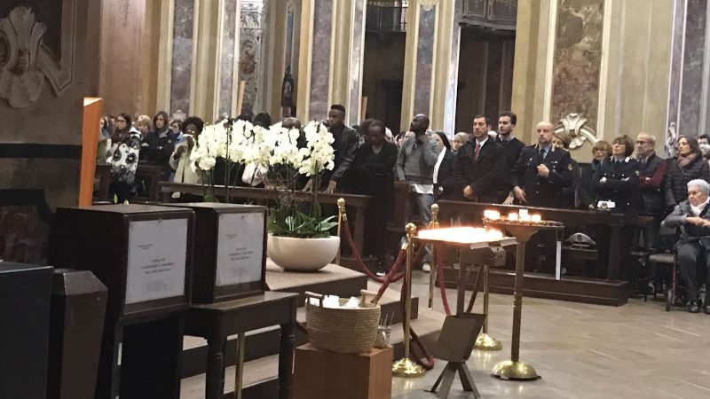 Funerali Stacey lacrime per una vita spezzata così presto