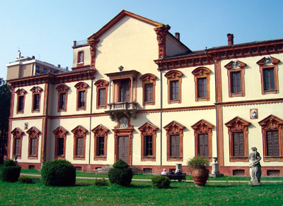 Villa Ghirlanda Silva un restyling da 500mila euro