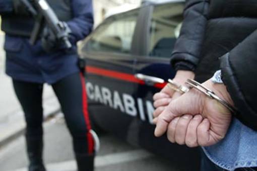 Preso dopo tre furti e una tentata rapina