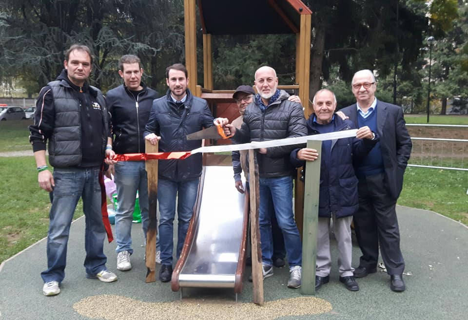 Campagna elettorale a colpi di scivolo