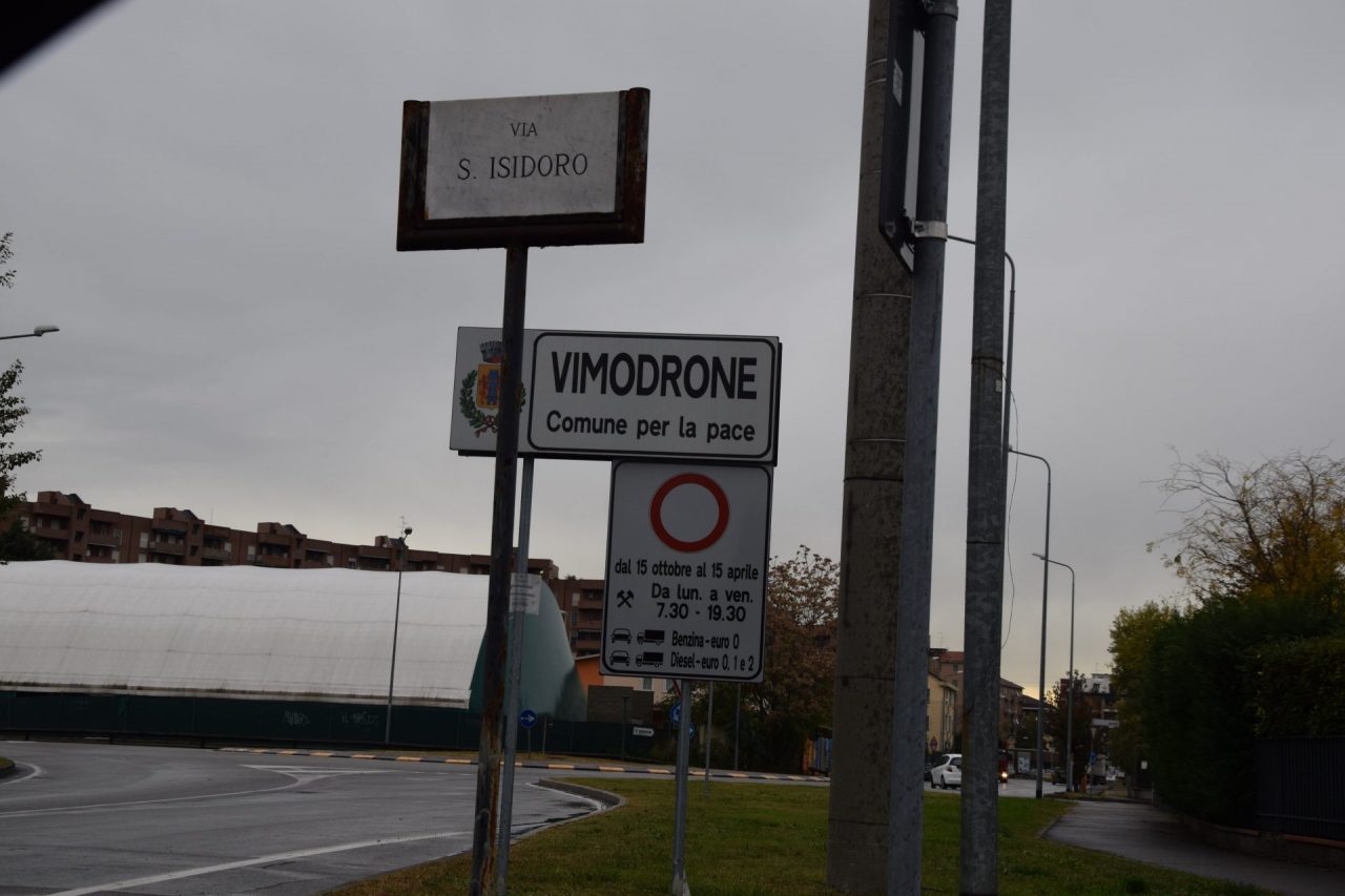 Traffico pesante i residenti ne hanno piene le orecchie