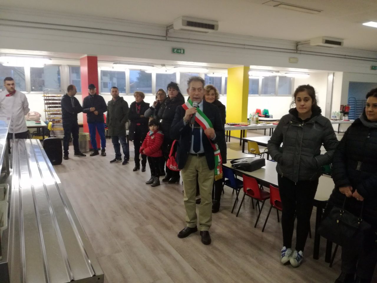 Centro cottura nuovo per piatti prelibati a Pantigliate