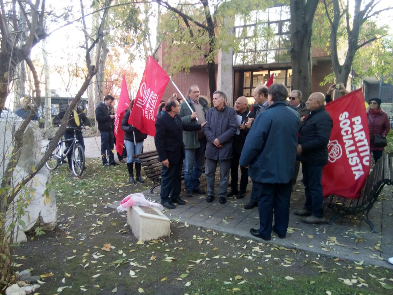 Bella Ciao il coro degli antifascisti di Cologno VIDEO