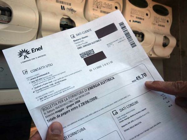 Derubato della firma si trova un contratto a sua insaputa