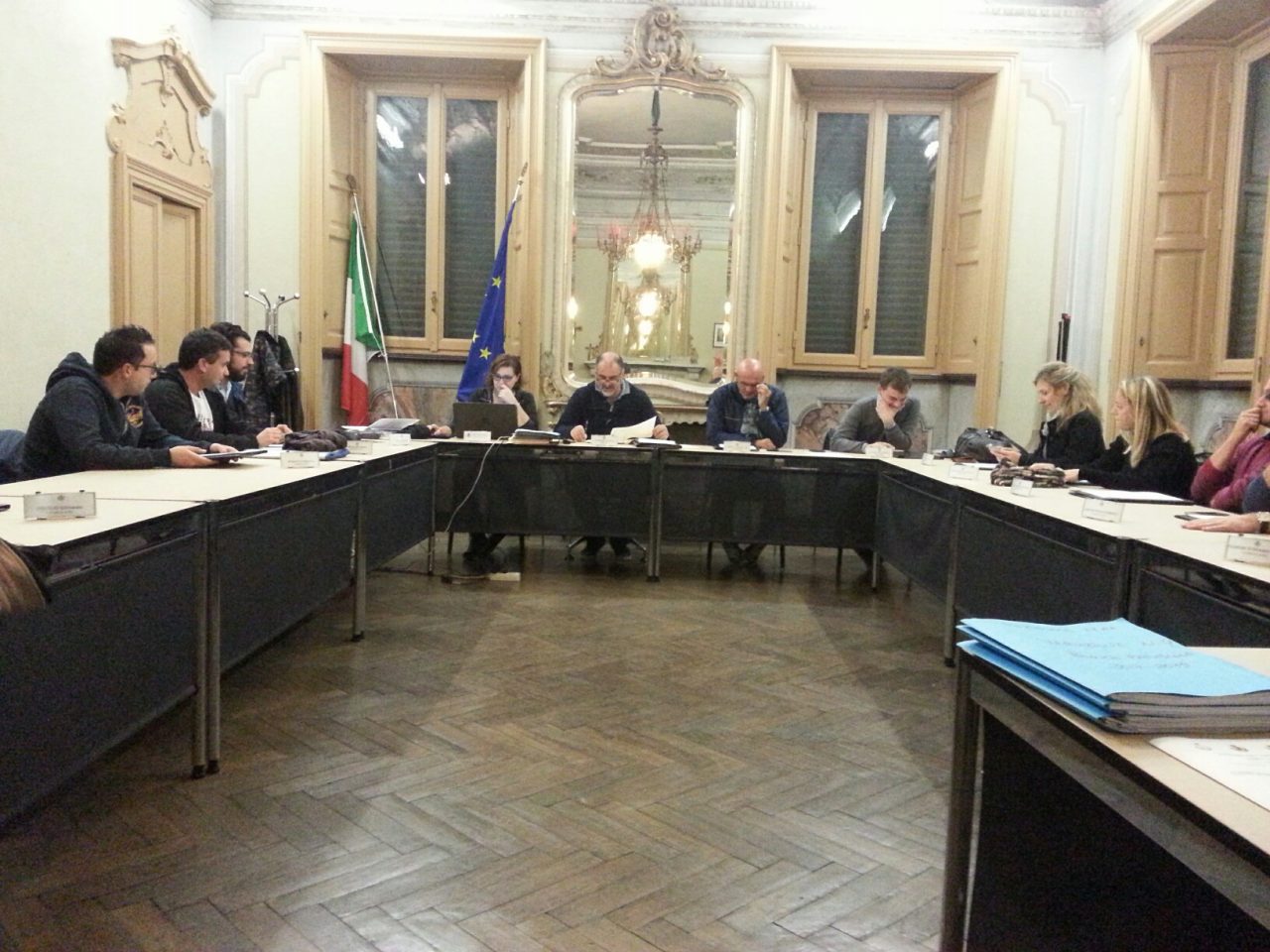 La sosta riservata ai residenti torna in Consiglio