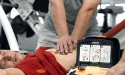 AQuaS dona un defibrillatore all'Idroscalo