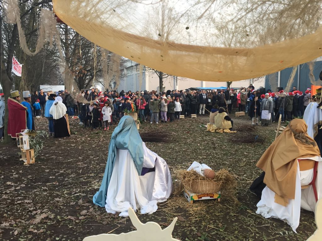 Presepe vivente alla scuola primaria