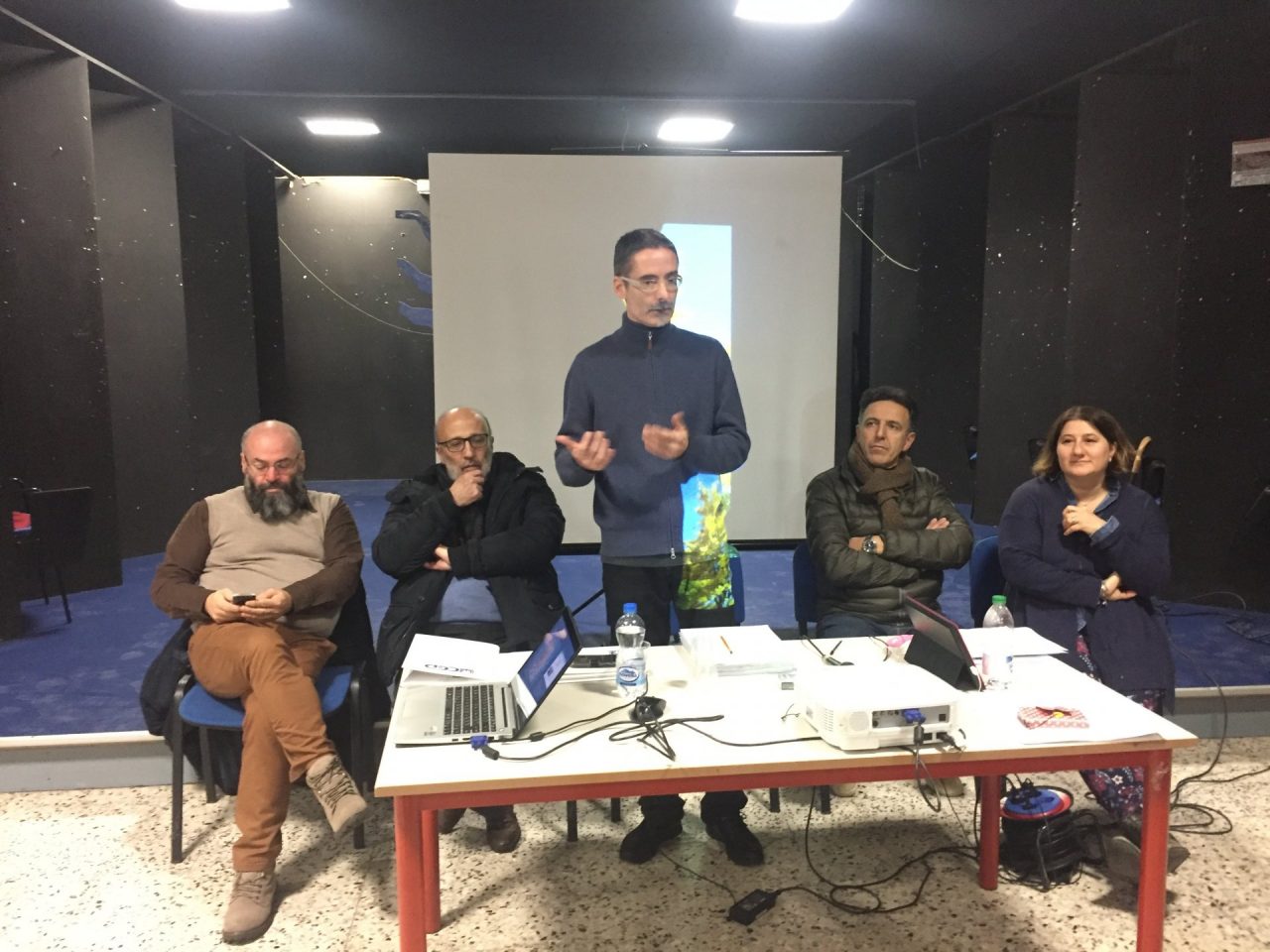 Importante incontro tra preside, assessore e genitori a Cernusco