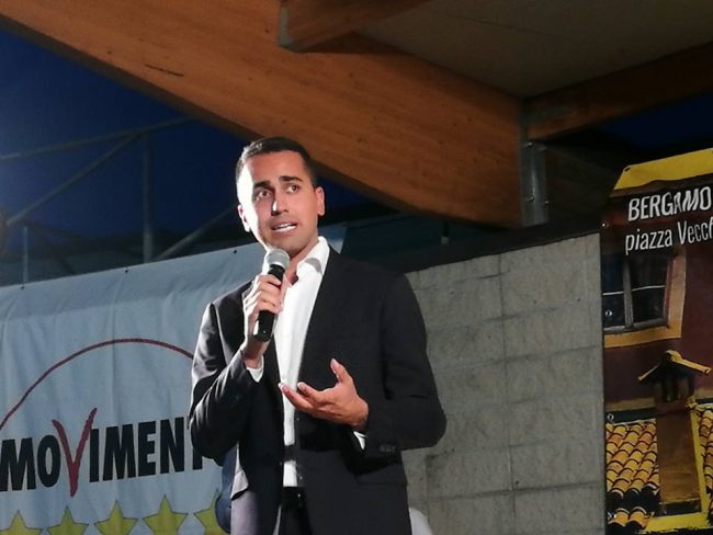 Di Maio incontra i cittadini di Gorgonzola