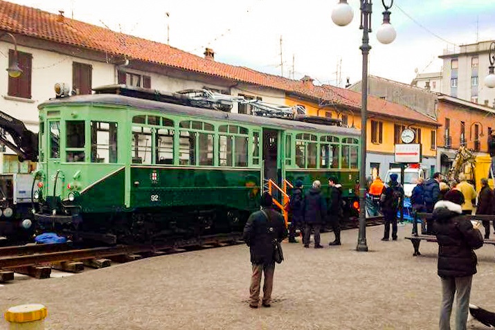 Atm restaura ed espone storica motrice tranviaria a Gorgonzola