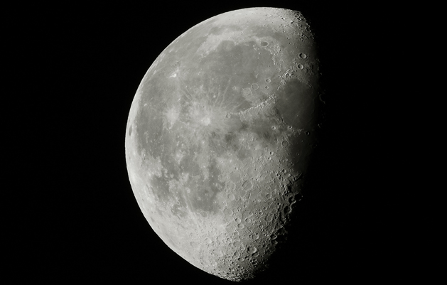 Capodanno  con la Luna più grande del 2018