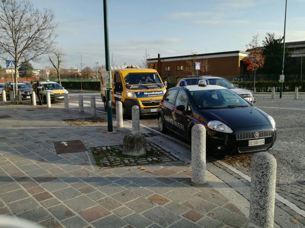 Rapina e spari in Posta a Cologno Monzese