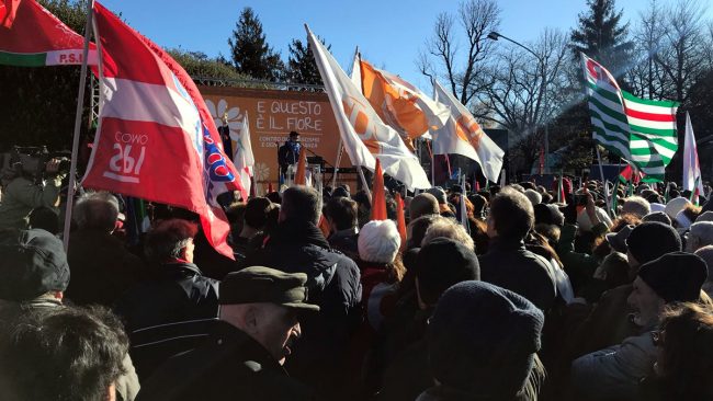 Manifestazione Como antifascisti sul lago da tutta Italia FOTO