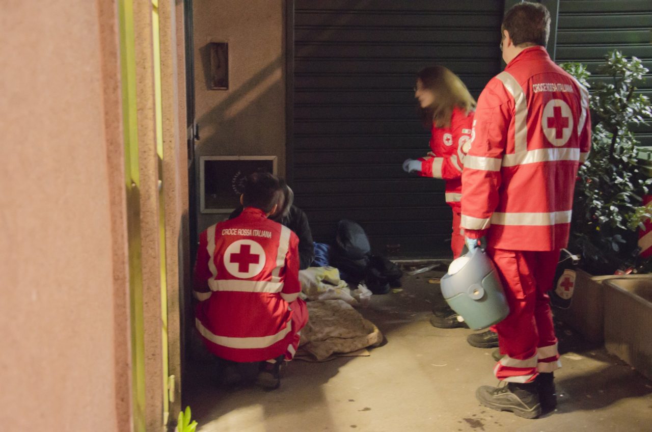 Croce Rossa insegna come salvare la vita a un bambino