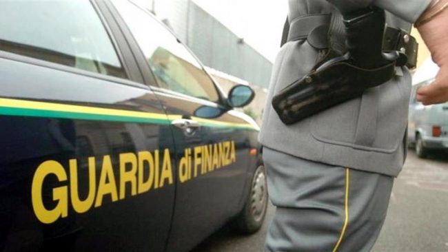 Operazione della Gdf nella logistica: sequestrati oltre 102 milioni di euro