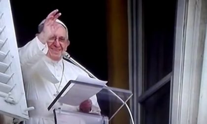 Il saluto del Papa ai cresimandi