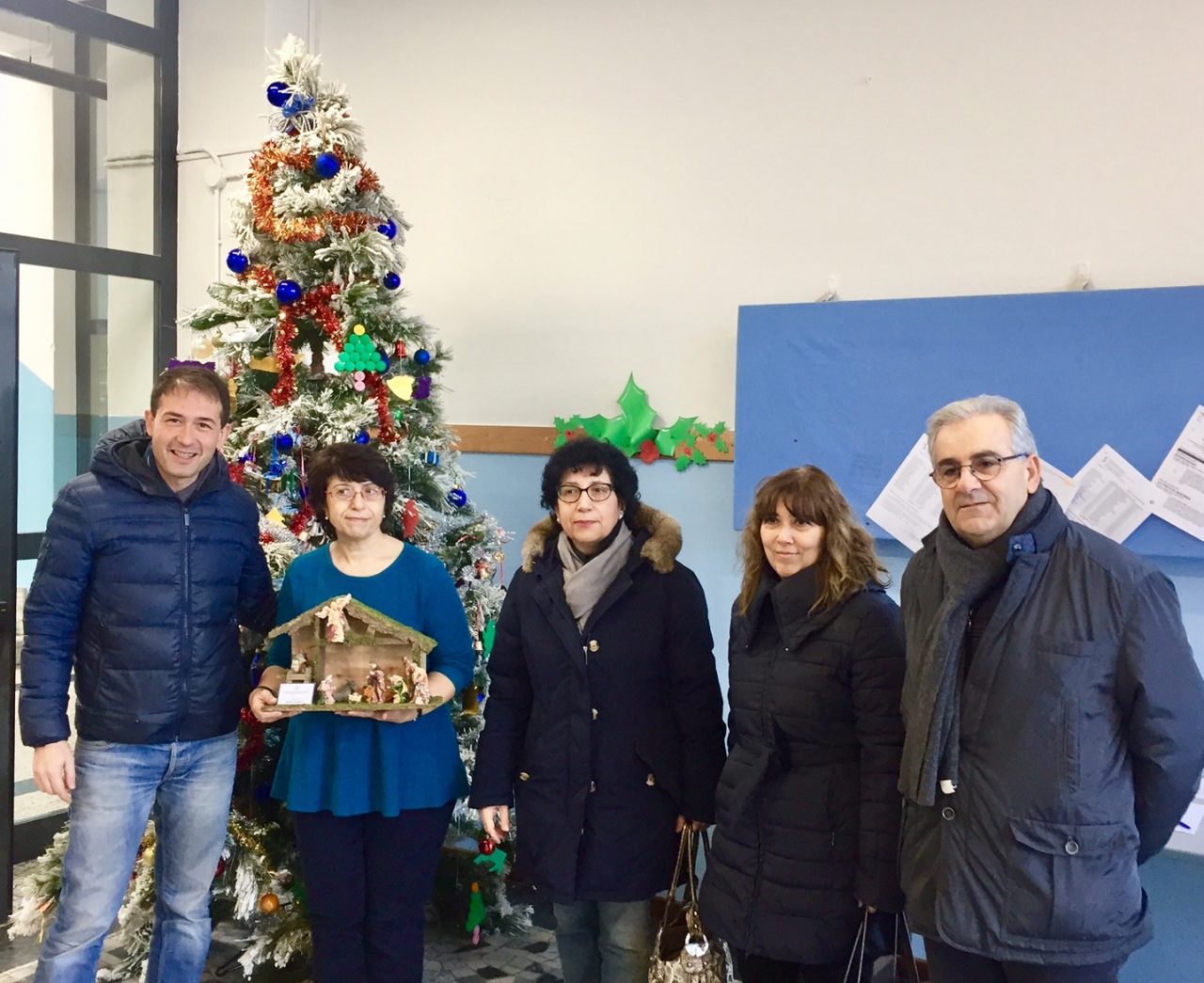 Tutte le scuole accettano il presepe donato dal sindaco