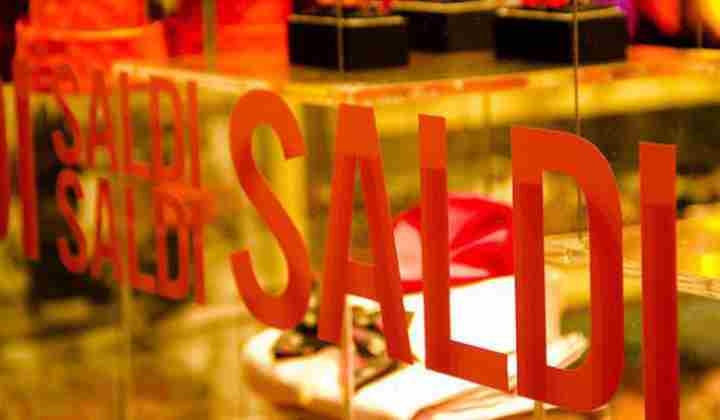 Saldi al via: “Ma è troppo presto”