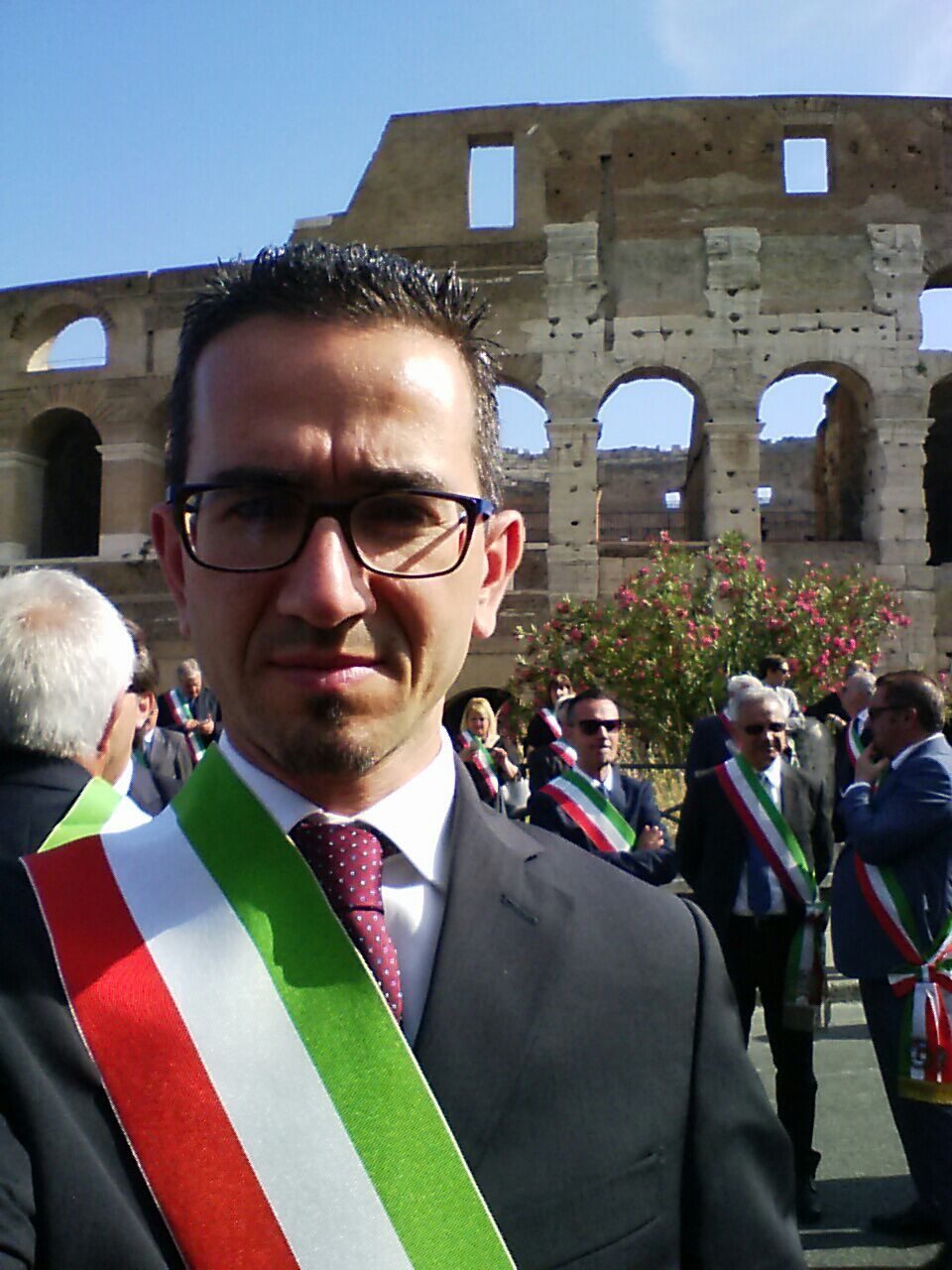 Il sindaco chiama a casa tutti i brugheresi