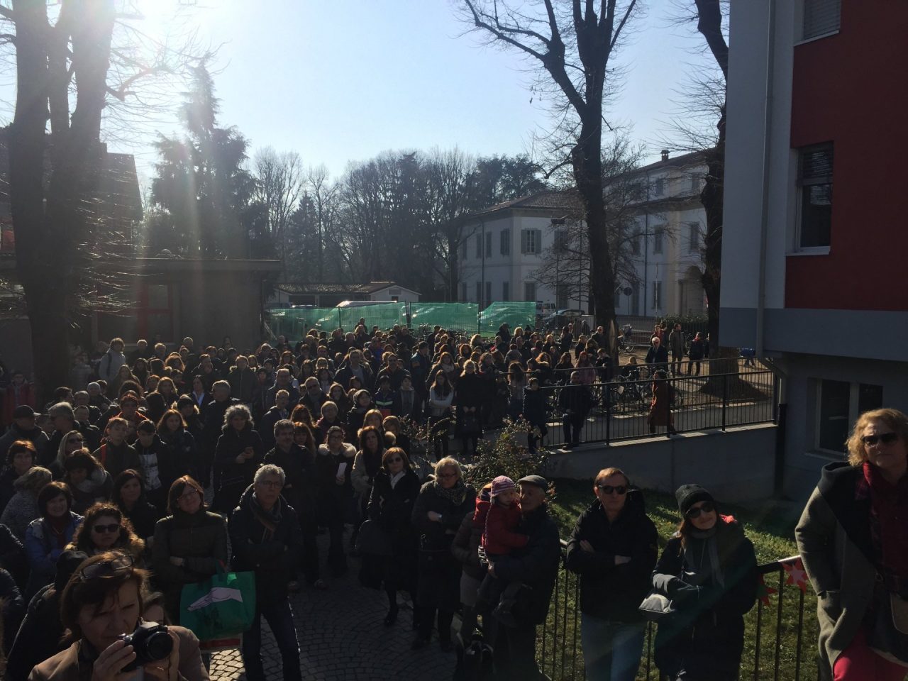 Intitolazione scuola secondaria di primo grado a Margherita Hack a Cernusco sul Naviglio discorso del dirigente scolastico Claudio Mereghetti