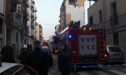 Esplosione Sesto San Giovanni E' crollato il tetto del palazzo IL VIDEO