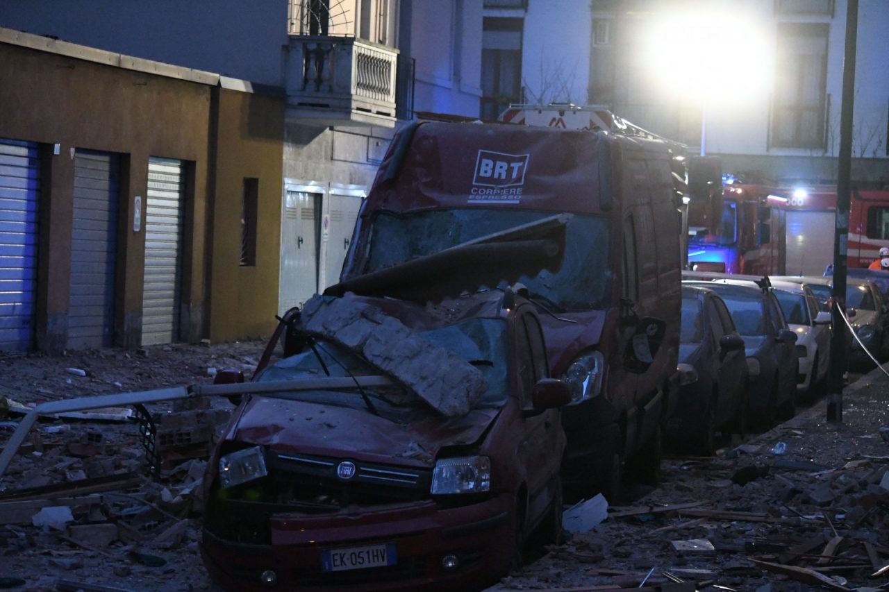 Esplosione Sesto San Giovanni LE IMMAGINI