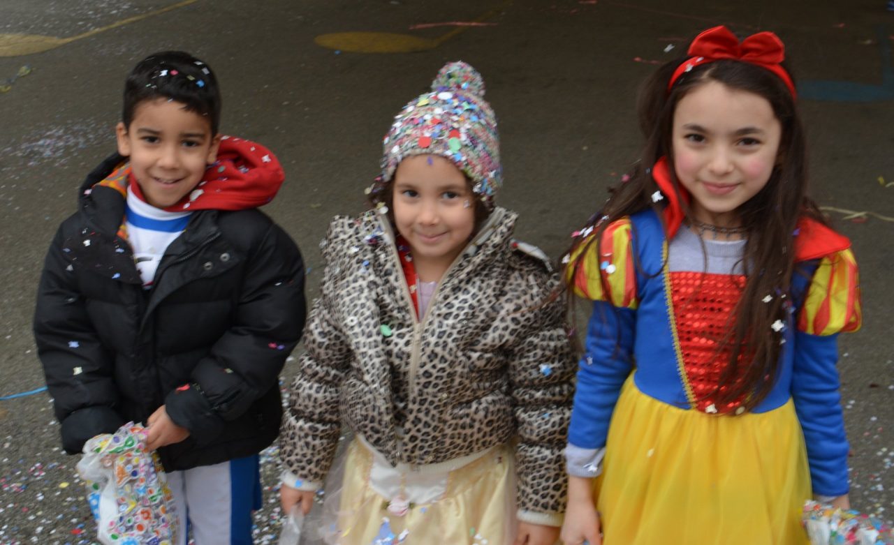 Carnevale Pioltello sfilata carri per le vie del paese e festa oratori