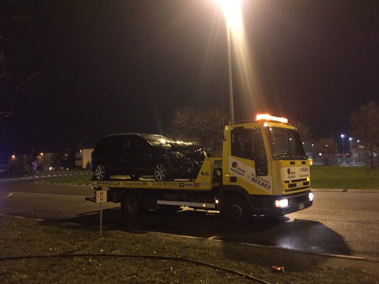 Incidente sulla Cerca sul posto ambulanze e pompieri FOTO