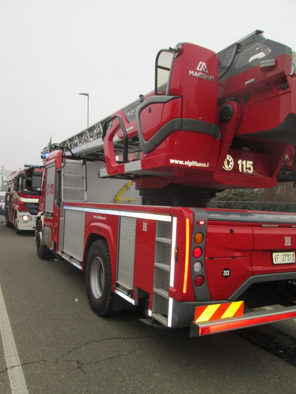 incendio alla cascina valera